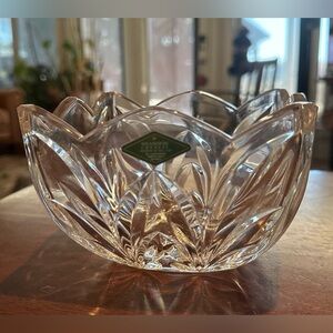 Shannon 24% Lead Crystal Dorset Square Bowl Designs Of Ireland - N2
